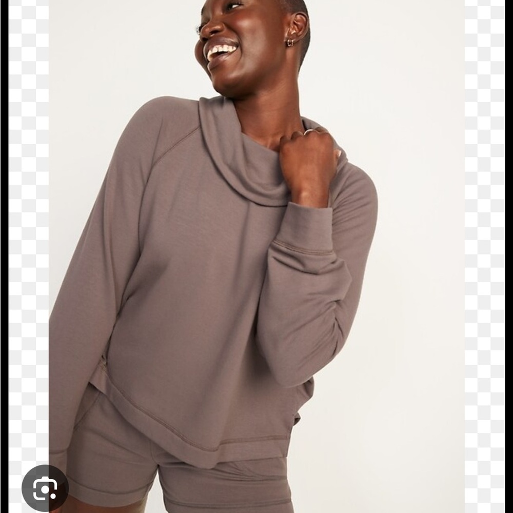 Old Navy Women's Cowl-Neck Lounge Top - Taupe